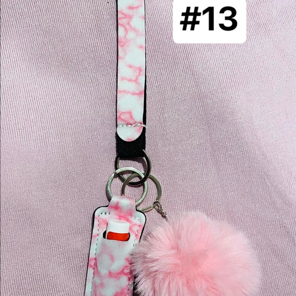 Self made key chains, sorry the picture is cropped; the website did it not me. - Picture 4 of 9